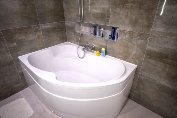 Large Bathtub Installation in Cleveland