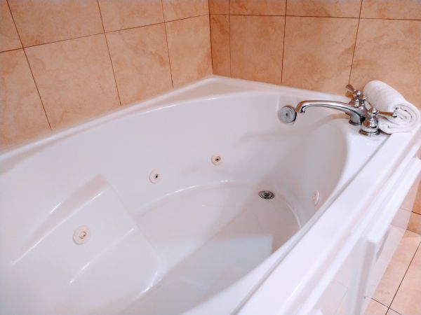 Acrylic Tub Installation in Cleveland