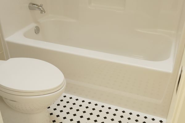 Fiberglass Tub Replacement in Cleveland